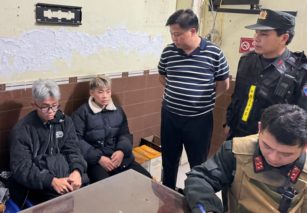 Phó Giám đốc CATP chỉ đạo xử lý nghiêm các thanh thiếu niên điều khiển xe mô tô tốc độ cao, đánh võng, phóng nhanh, vượt ẩu 